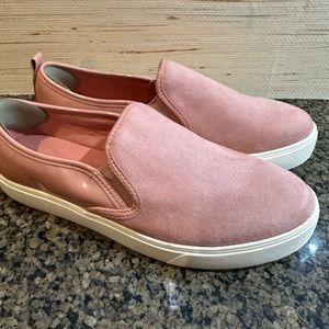 Aldo pink suede shoes